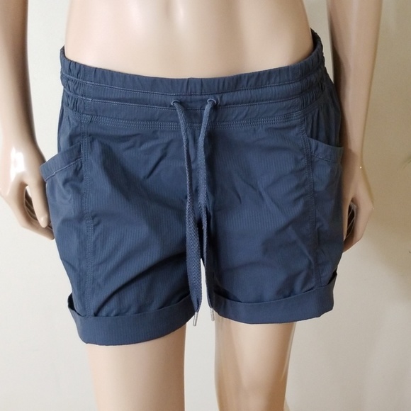 lululemon athletica Pants - LULULEMON SHORTS